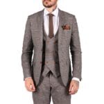 Completo da uomo classico, 3 pezzi, con gilet doppiopetto, blu navy e quadri beige - Knighthood Store