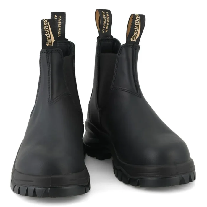 Blundstone 2240 Black Slip On Lug Sole Chelsea Boots - Image 3