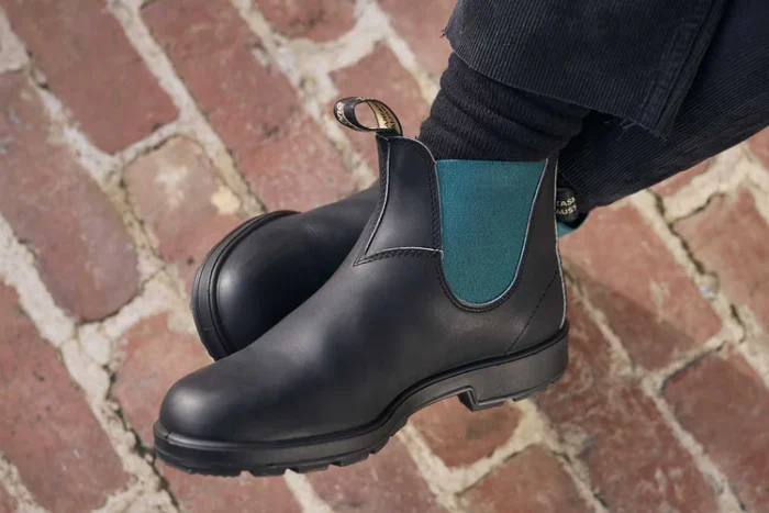 Blundstone 2307 Black Teal Slip On Chelsea Boots - Image 3