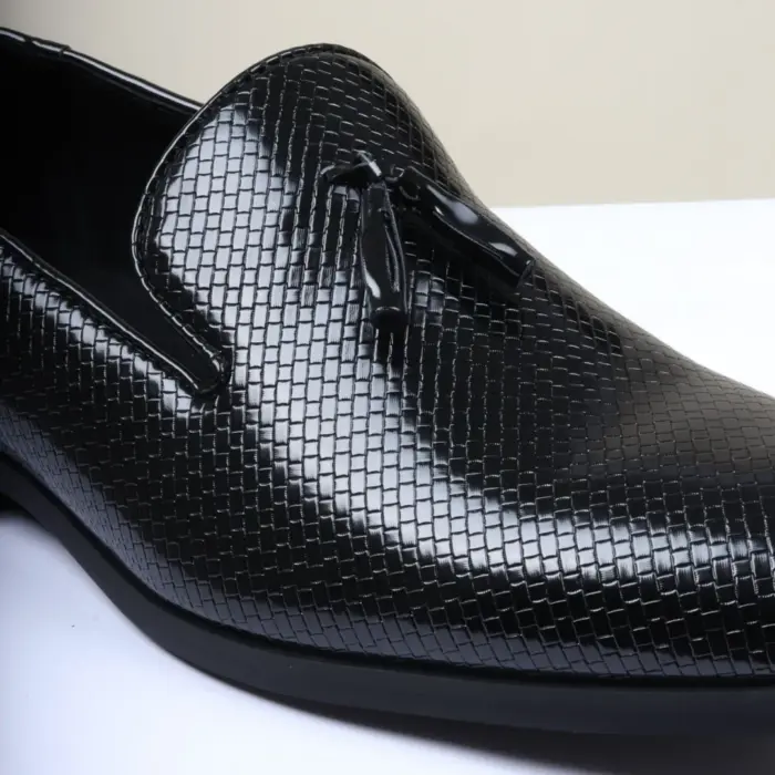 Men's Leather Lined Tassel Pattern Loafers - Image 6