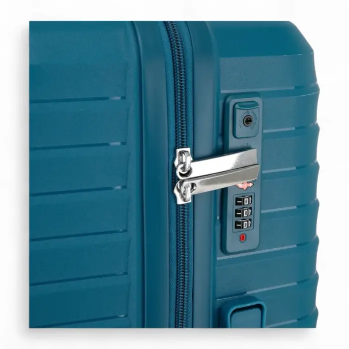 Hard Shell Suitcase Travel Set Durable Polypropylene Luggage - Image 13